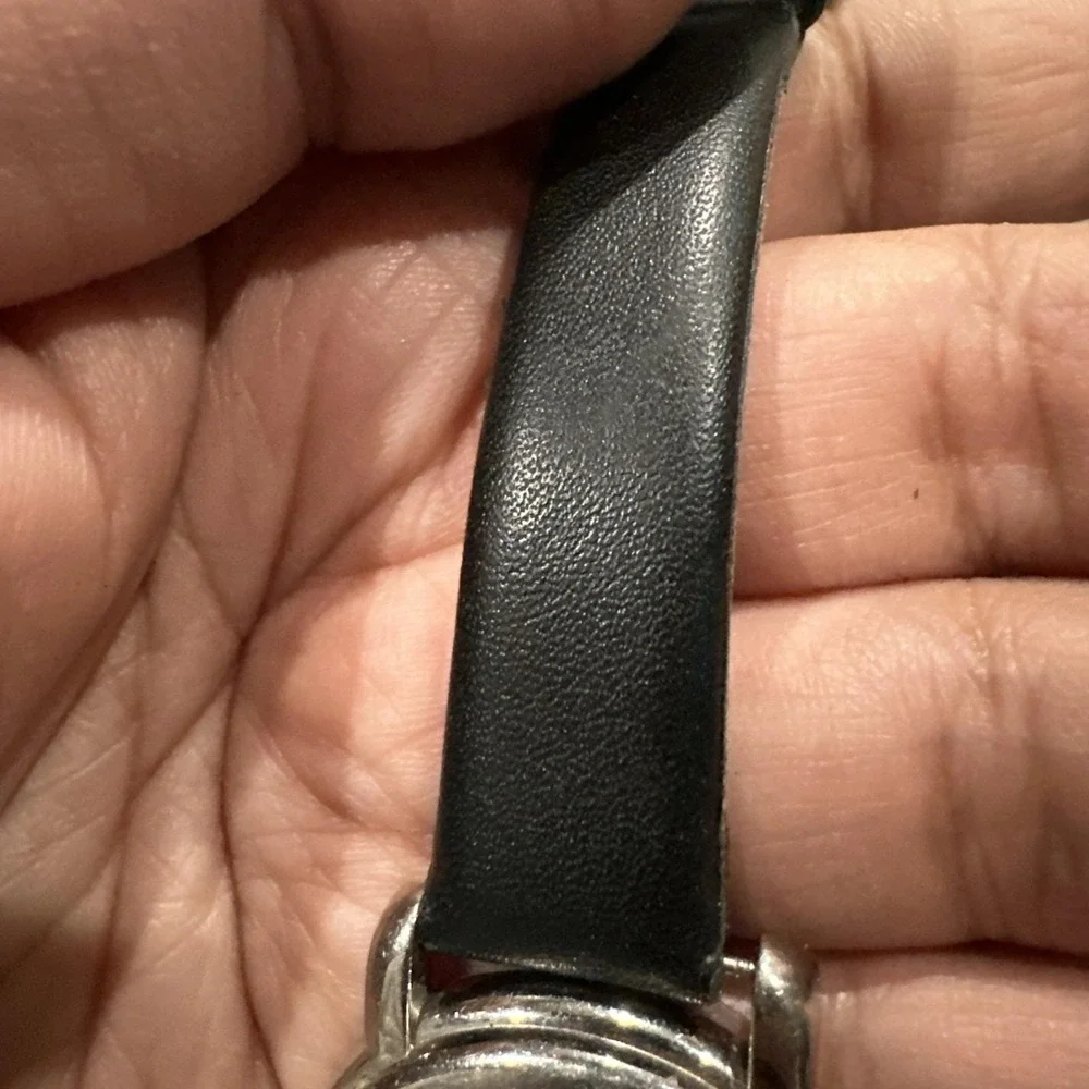 Working Vintage Guess Unisex Watch 1993 Silver Tone Gray Fancy Dial 34mm Fit 7.5